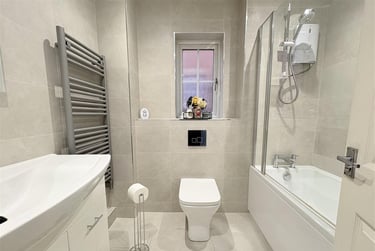 2 bed flat, Rowes Mews, Byker, Newcastle, NE61TX - Image 6